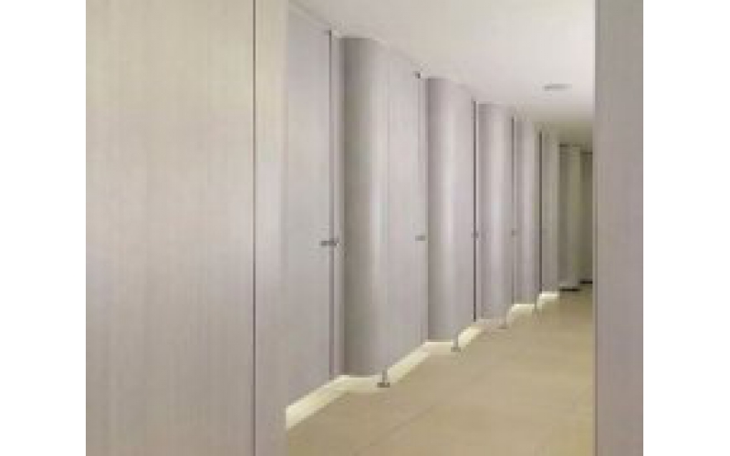 卫生间隔断材料有哪些呢?